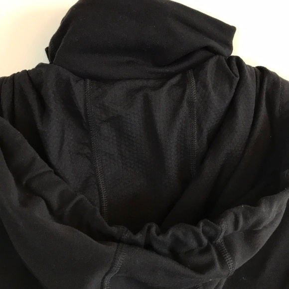 Lululemon Stride Sweater - Picture 5 of 10